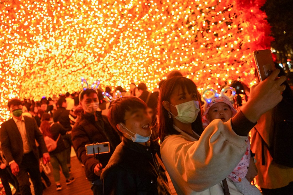 Visitor to New Taipei's Christmasland takes selfie in 2020. 
