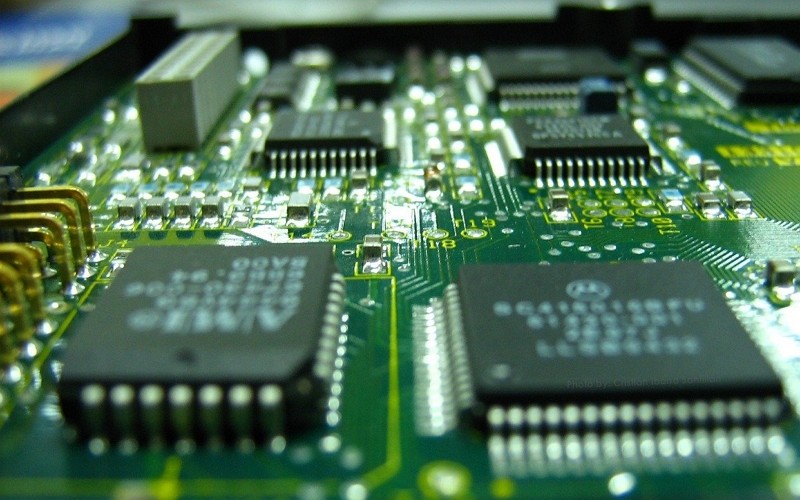 Semiconductor chips. (Pixabay image)
