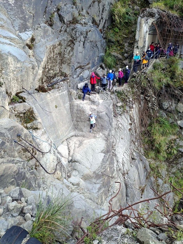 Landslide site near No. 2 tunnel on Alishan's Mianyue Line.
