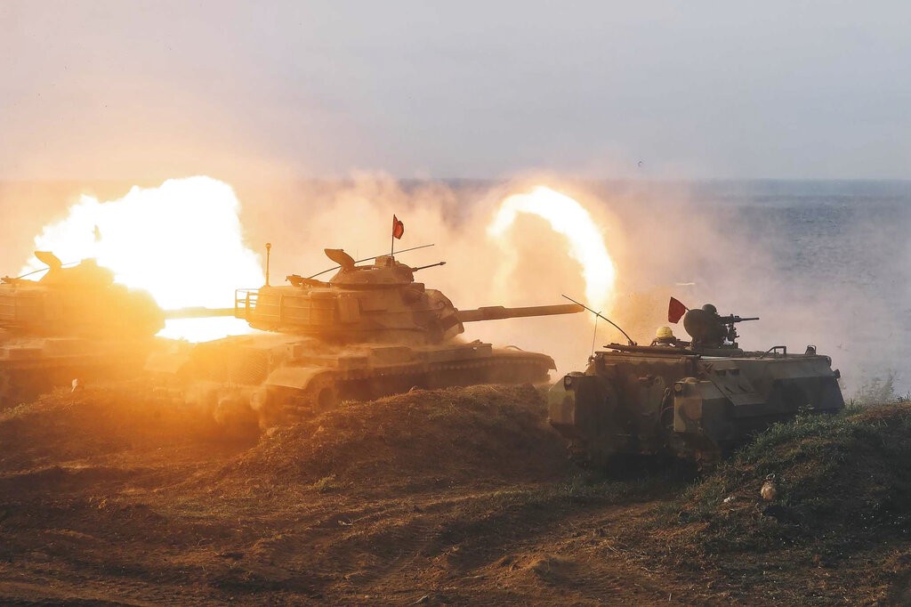 Taiwan armored units conduct a live firing drill to deter a coastal landing force during the Han Guang exercise, Sept. 15, 2021.
