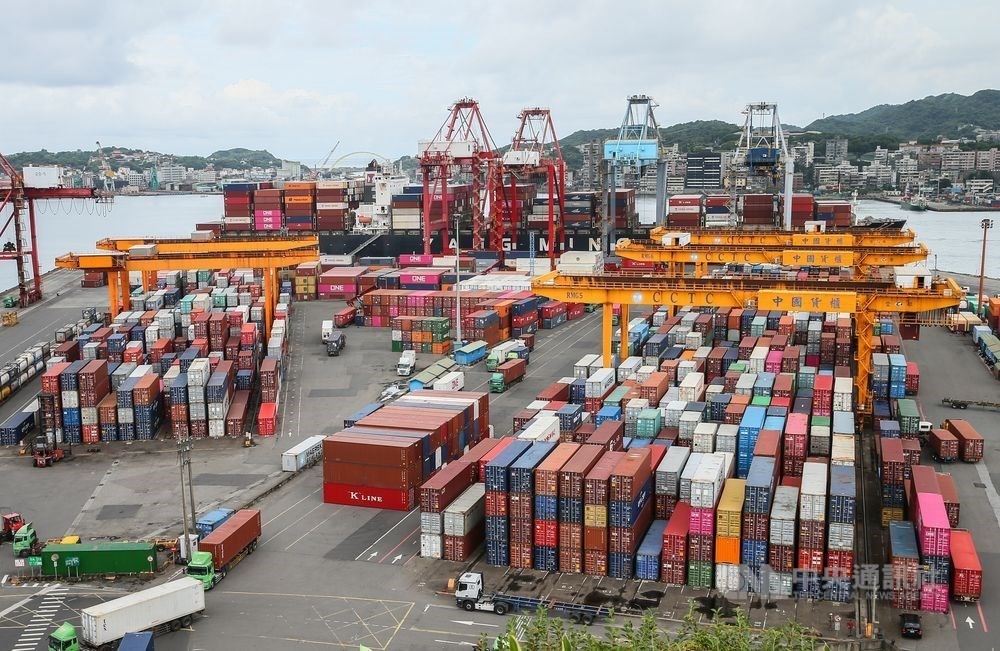 Taiwan's exports and imports reached record levels in 2021. 
