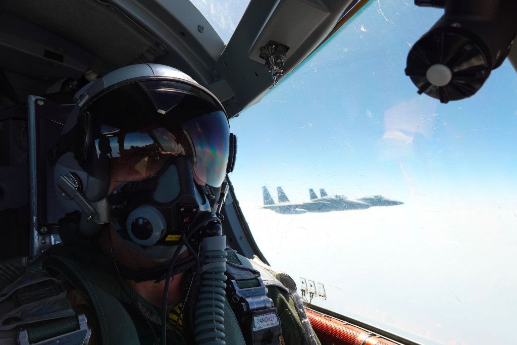 U.S. fighter pilot in the air in the air during a training exercise in the Indo-Pacific command theater. (Twitter, Ryan Chan photo)
