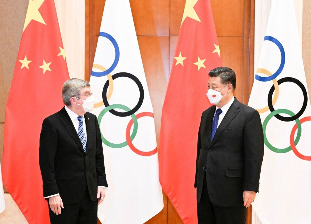 中國國家主席習近平（右), 1月25日在北京釣魚台國賓館, 會見國際奧委會主席巴赫 (TN配圖/來源: 路透)
