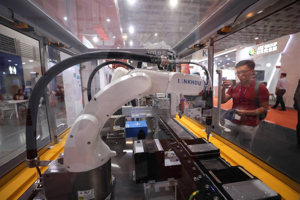 Nation's machinery sector may see total production value reach NT$2 trillion in 2025. 
