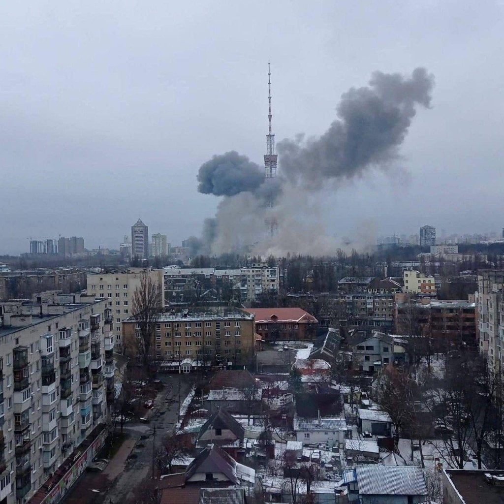 烏克蘭1日指控俄羅斯以火箭攻擊首都基輔電視塔，造成5名平民喪生 (路透) 
