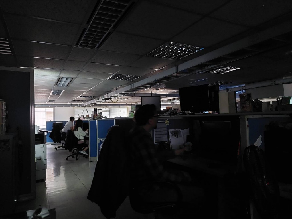 Blackout hits Taiwan News office on March 3.
