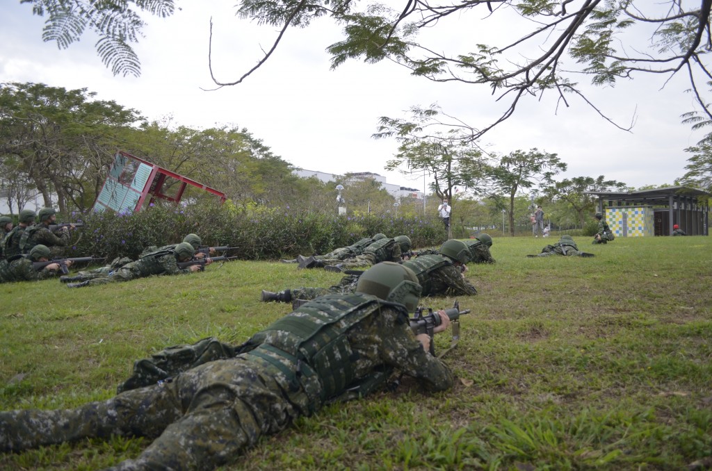 Reservists training in Chiayi County March 17.  
