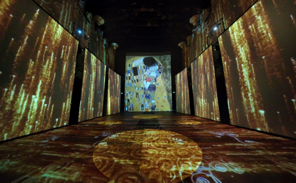 A Gustav Klimt-themed show set for Taipei. (Crossmedia Group screenshot)
