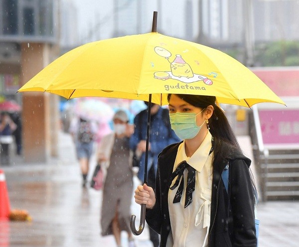 Meteorologist warns of potentially 'disastrous' rainfall in Taiwan