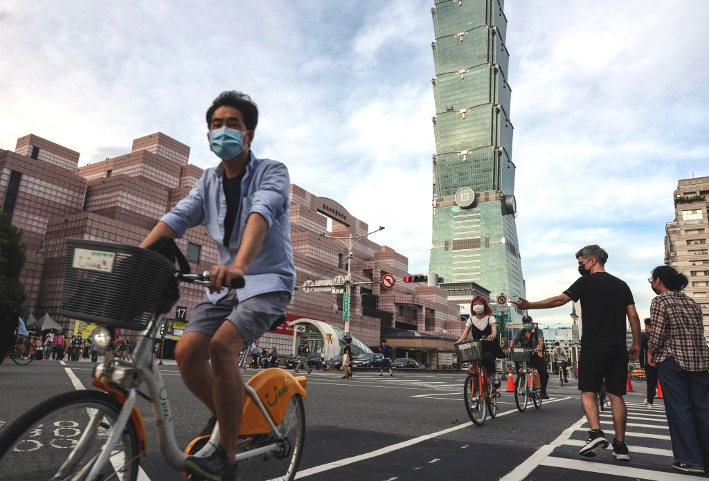 Taiwan's mask law to stay in July to prevent 'other diseases'