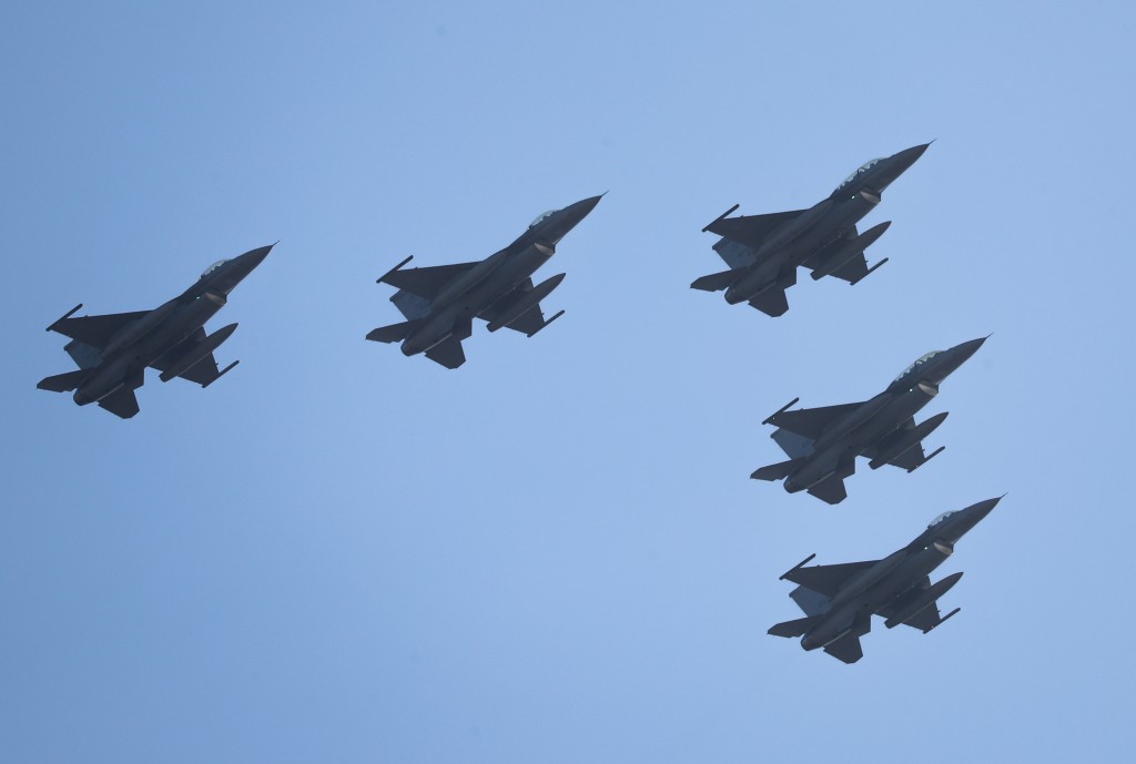 File photo of F-16V jets. 
