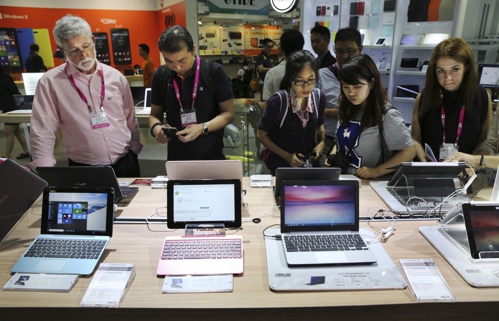 PC and display makers expecting rebound beginning in second quarter. (AP Photo/Wally Santana, File)
