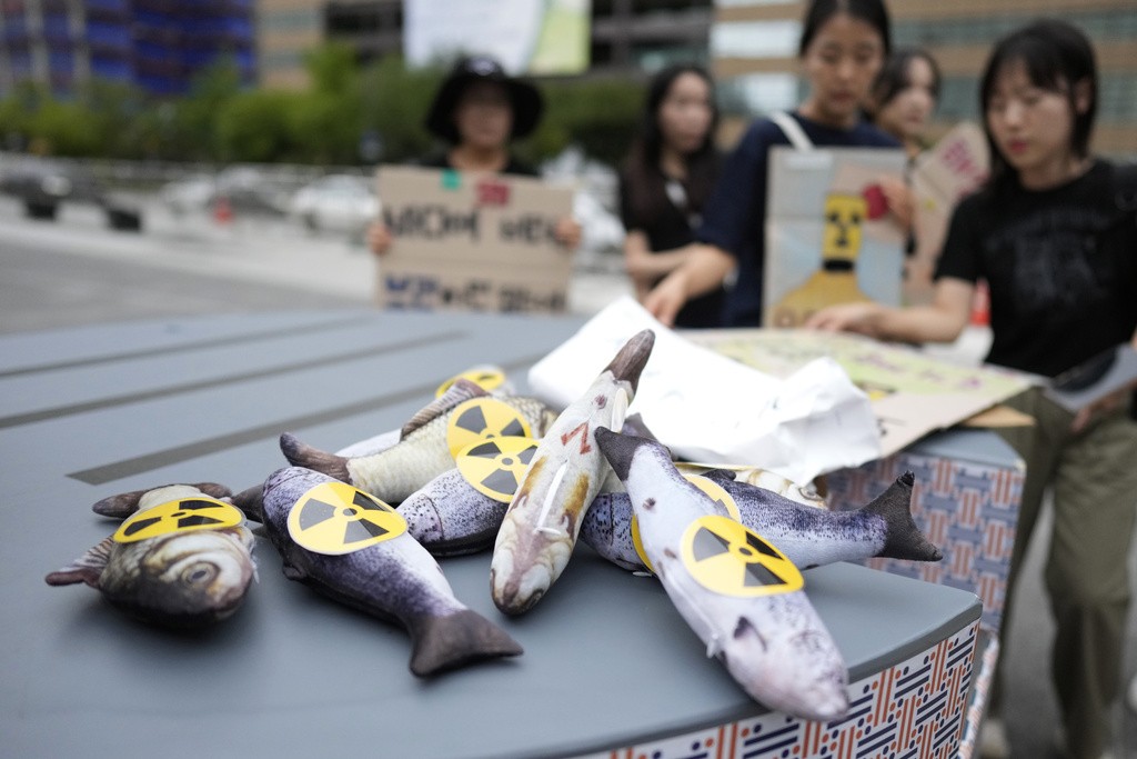 8月24日，南韓環保團體在首爾抗議日本排放核廢水（圖／美聯社）
