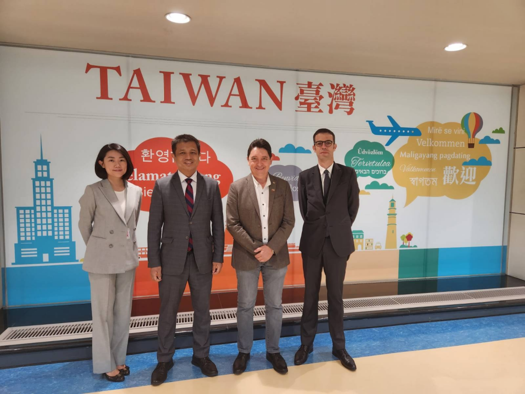 Vice Chairman of French Foreign Affairs and Defense Committee Olivier Cadic in Taiwan on Sept. 18, 2023 (Ministry of Foreign ...