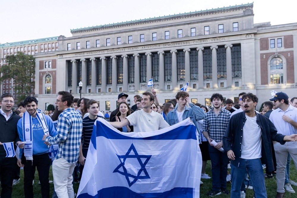 2023年10月12日，紐約哥倫比亞大學挺巴勒斯坦示威。（圖／路透社Jeenah Moon）
