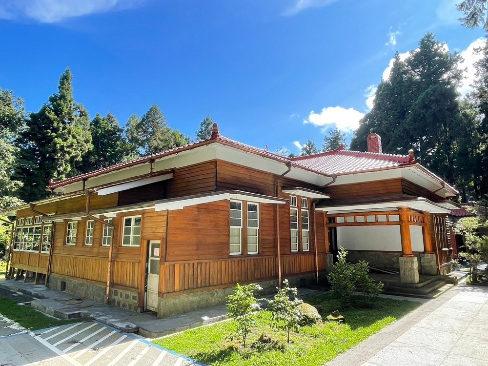 Restored Alishan Guesthouse. (Forestry and Nature Conservation Agency photo)
