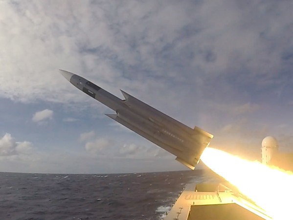 Hsiung Feng III missile fired from Taiwanese naval vessel. (Taiwan Navy photo)
