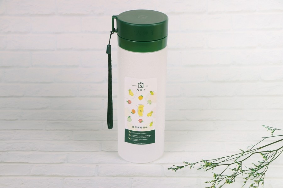 大苑子環保旅人 獨享有你  全新獨享瓶首發上市。（圖／大苑子）

