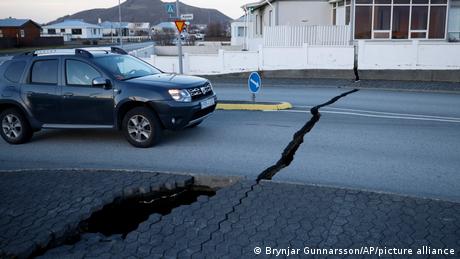 Seismic activity has continued around Grindavik in southwest Iceland