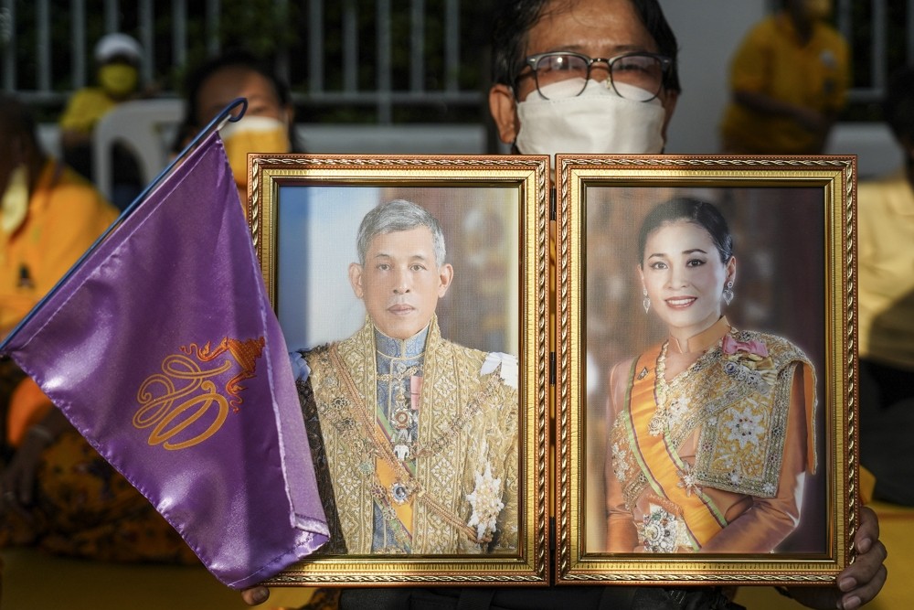 2022年7月28日，曼谷泰國民眾慶祝泰王瓦吉拉隆功70歲壽誕。（圖／路透社Anusak Laowilas/NurPhoto）
