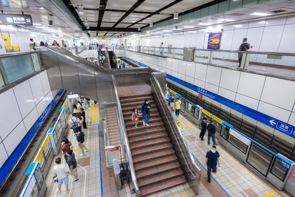 Zhongxiao Xinsheng Station on Taipei's MRT blue line is pictured. (Canva photo)
