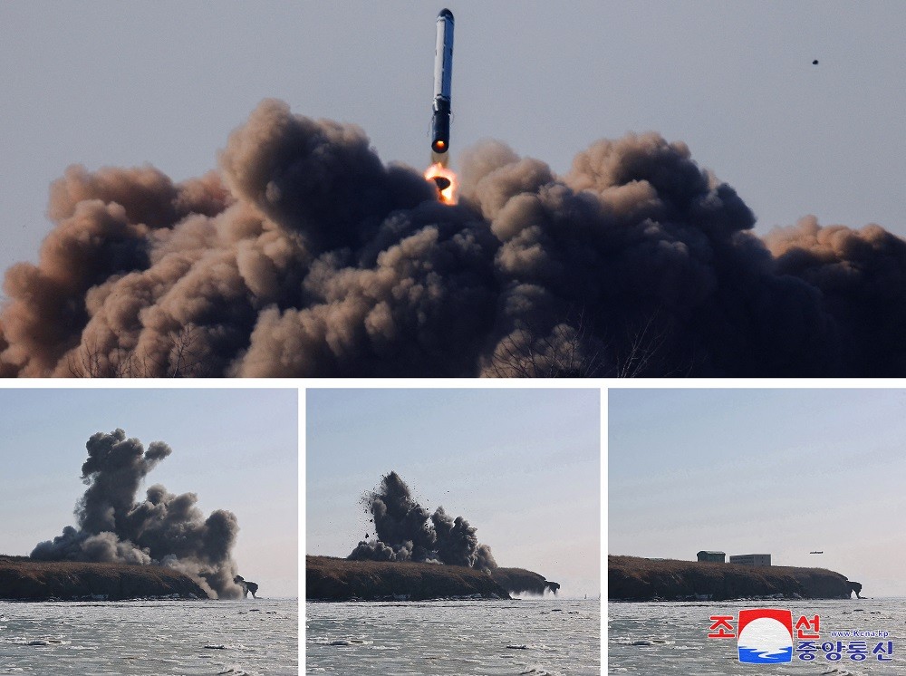 北韓官媒朝中社稱，北韓於2月2日向西海測試新型防空飛彈（圖／KCNA via 路透社）
