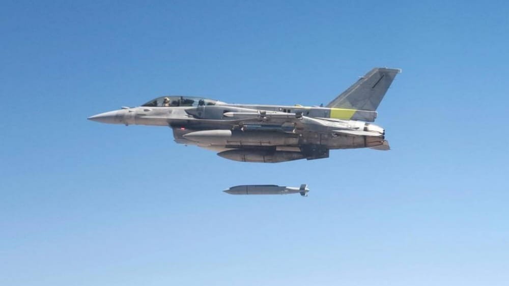 F-16 releases Joint Standoff Weapon. (RTX photo)
