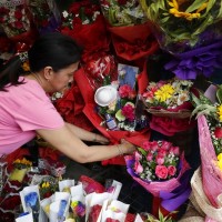 【西洋情人節】台灣花市賣況跌3成　菲律賓推出「抗武漢肺炎」花束、要價800元