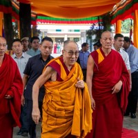 資深紅二代爆：中國害怕動搖政權而不讓達賴喇嘛返藏、50萬人為利益捏造「藏獨」謊言