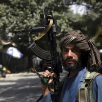 Macron says France, Britain to propose Kabul safe zone