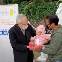 Taiwan embassy in Vatican donates to refugees ahead of winter