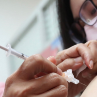 疫苗催打！台灣擬開放夜間接種、百貨賣場隨到隨打　不排除獎勵計畫