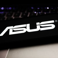 Asus opens joint research center with National Taiwan University