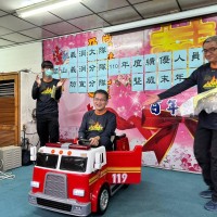 Taiwan volunteer firefighter gets electric fire truck as retirement gift