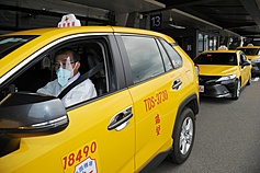 Taiwan reports 1st quarantine taxi driver with COVID