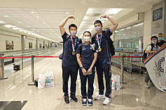 Taiwan's Olympic badminton heroes make triumphant return
