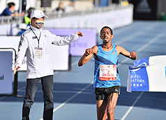 2021台北馬拉松　伊索比亞跑者包辦男女子全馬冠軍 