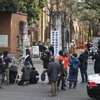 【快訊】日本東京大學入學考試突傳砍人事件　2考生1老翁受傷•警方逮捕17歲嫌犯
