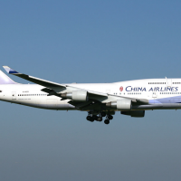 台灣華航747貨機降落芝加哥失控打滑　將全力配合美方調查　