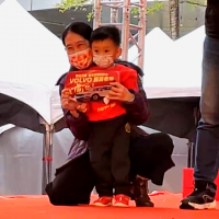2-year-old wins SUV in Taipei mall's Lunar New Year lottery