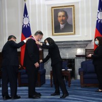 Taiwan president decorates former US Secretary of State Pompeo