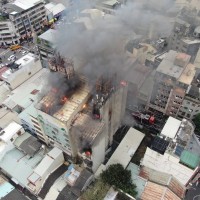 6 dead, 6 injured in central Taiwan apartment fire