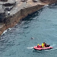 Fisherman drowns after falling into sea at New Taipei’s Longdong Cape