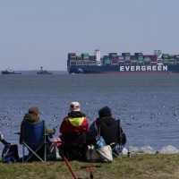 Ship spotting: Americans flock to glimpse stranded Taiwanese cargo ship