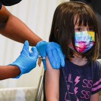 美國FDA通過輝瑞BNT緊急授權　批准5至11歲兒童可打追加劑
