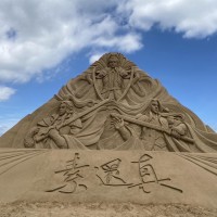 台灣東北角福隆生活節6/18開跑　沙雕藝術季8公尺高「素還真」搶先登場