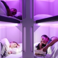 經濟艙也可躺著睡？紐西蘭航空顛覆體驗 首創上下舖臥艙