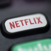 挽救訂戶流失 Netflix攜手微軟推低價廣告訂閱方案