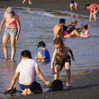 Taiwan records 38.5 C, with hottest weather to hit during weekend