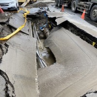 新北市鶯歌自來水管破裂緊急搶修　已恢復單線通車、逐步供水
